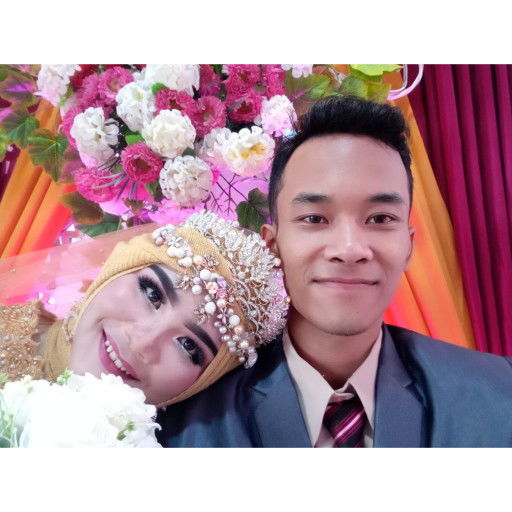 Dwi Haryanti profile icon