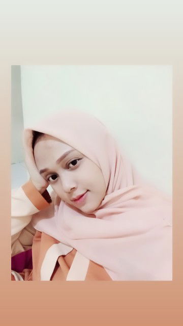 Intan Aulia profile icon