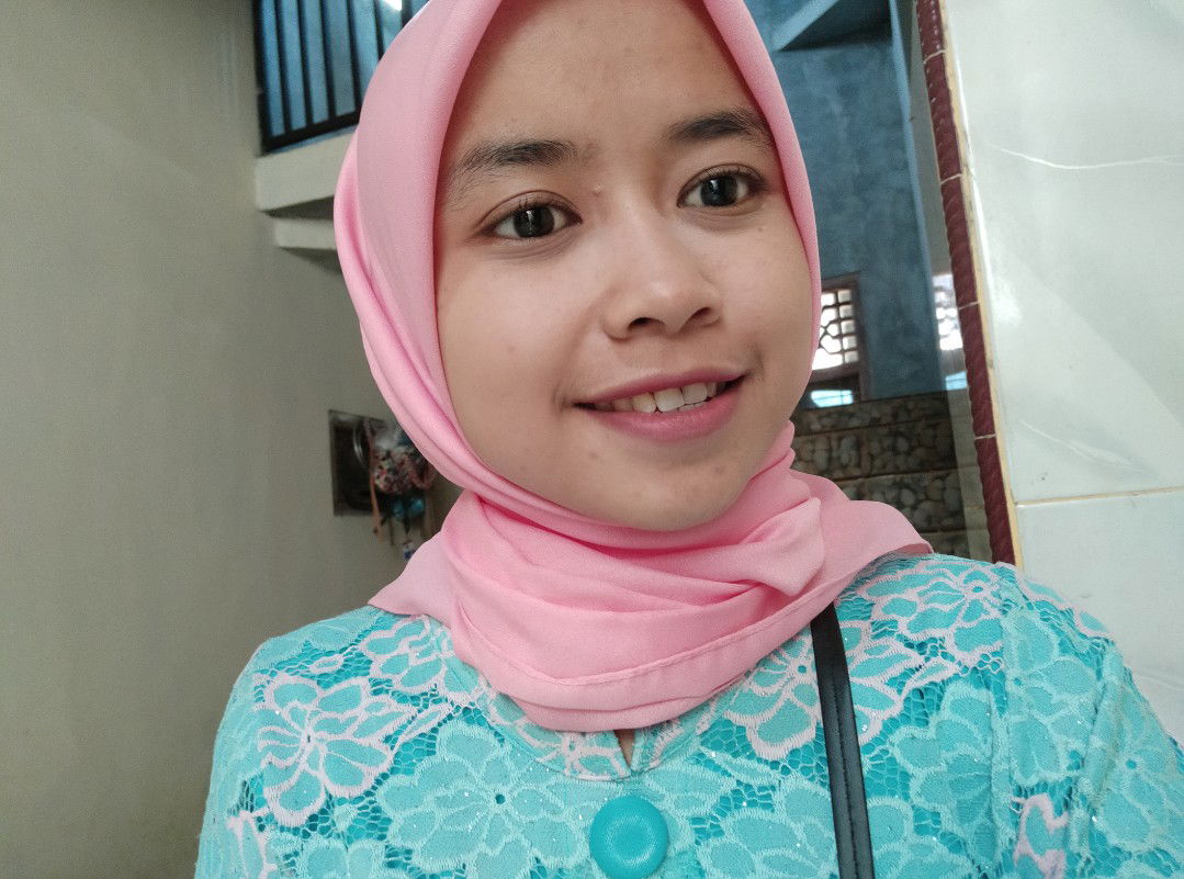 Umi Aminatun profile icon