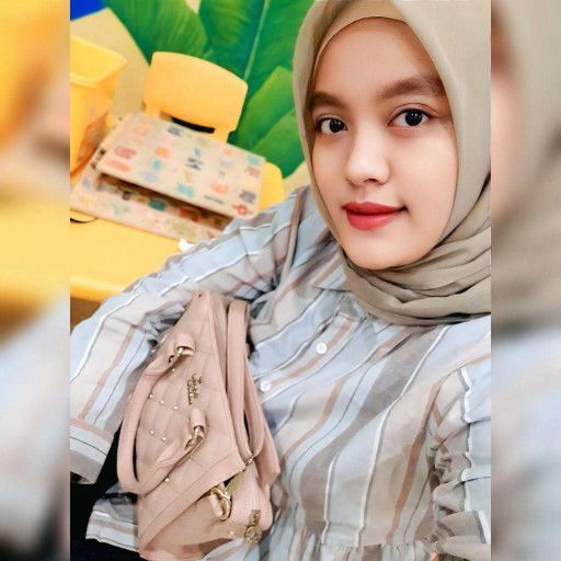 tanti yulia ningsih profile icon