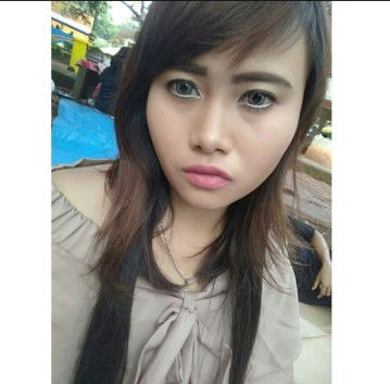 Rina Apriani profile icon