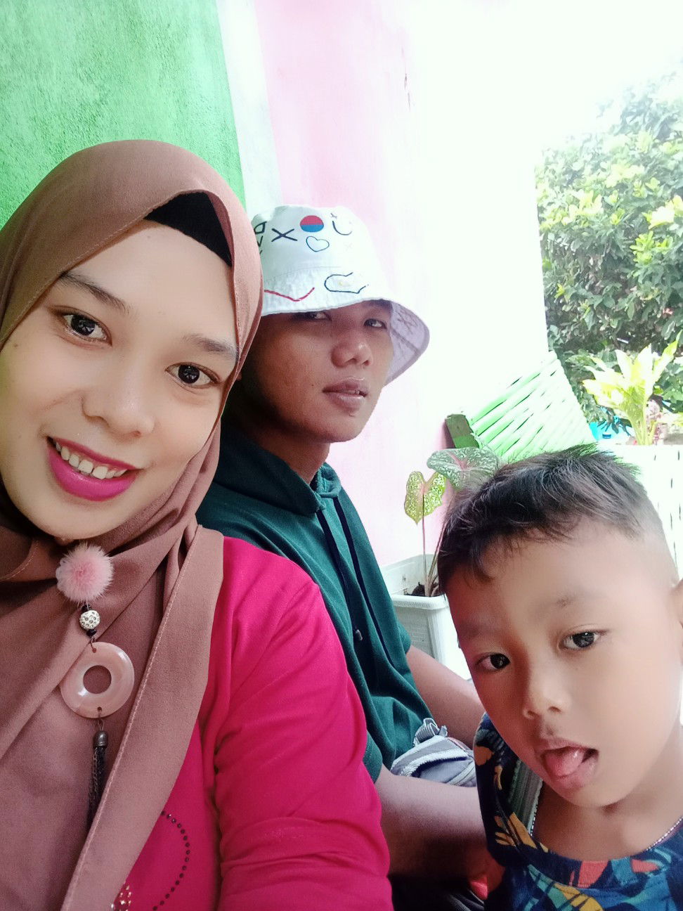 Sundari Rajab profile icon