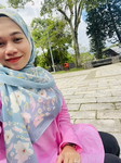 Mira Zulkifli profile icon