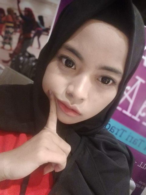 Sabrina Aisyah putri profile icon