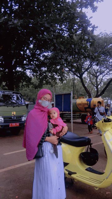 Puteri Apriliati Mariana profile icon