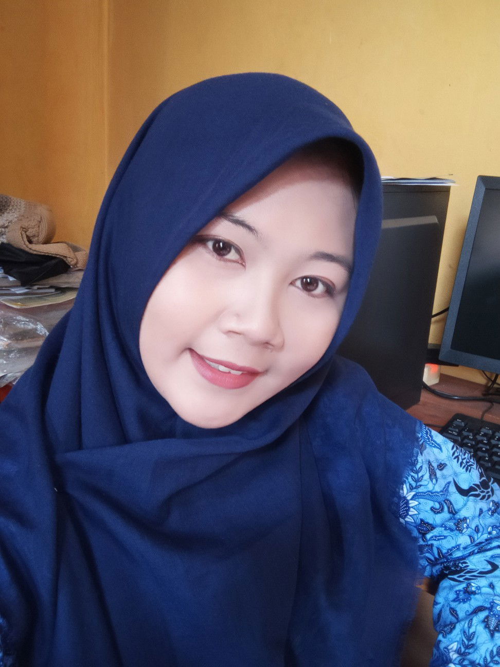 Titin Komalasari profile icon