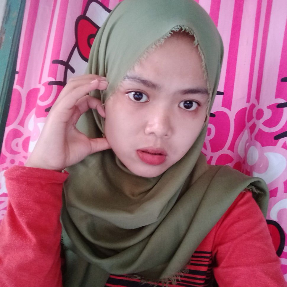 Astari Tari profile icon