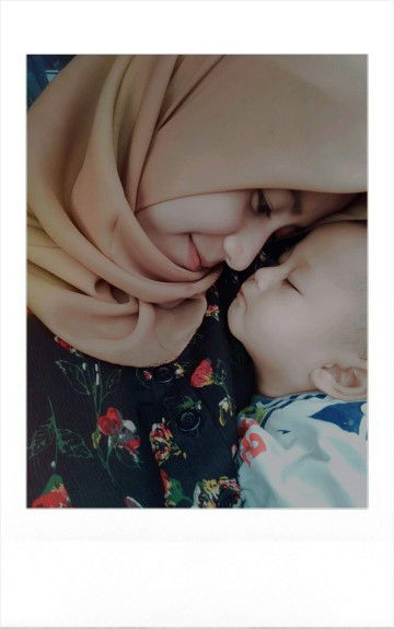 dine mardiana dewy profile icon