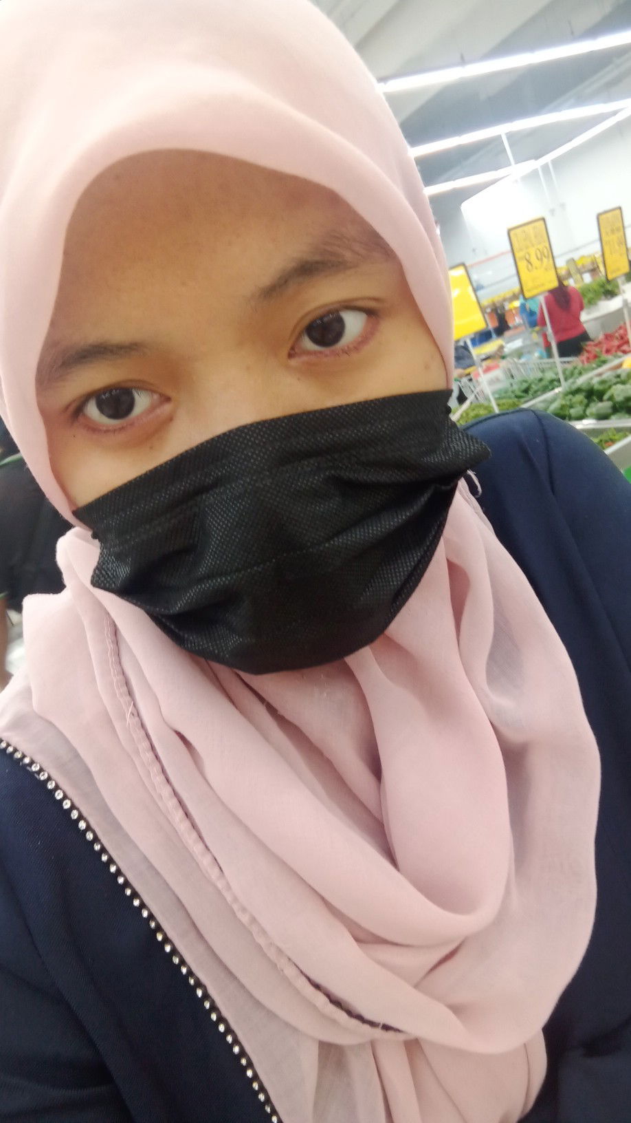 nurzeha profile icon