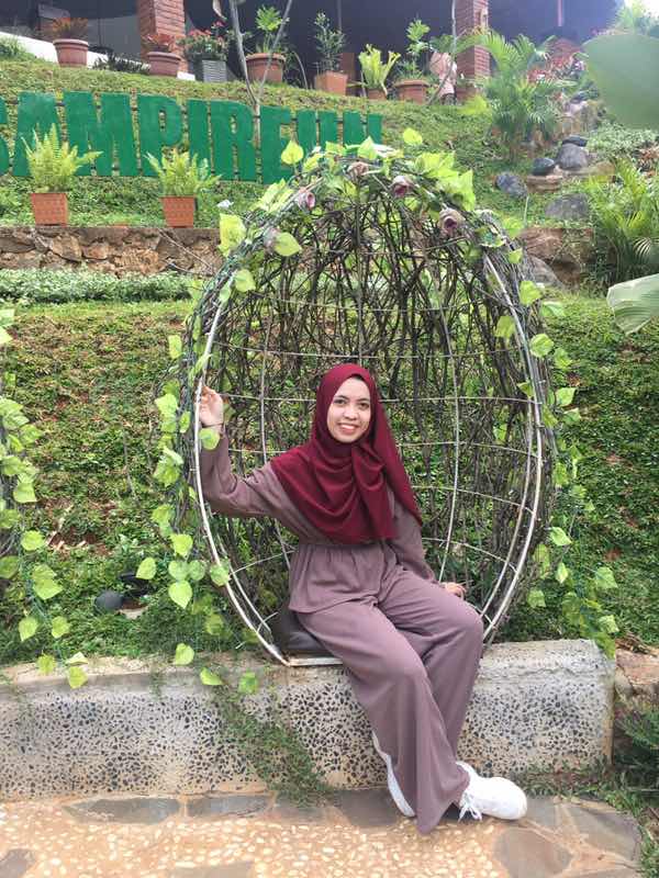 Dhevia Maharani profile icon