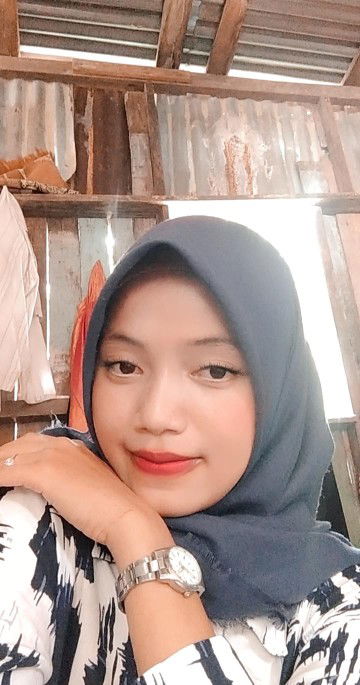 Evie Suwaibah profile icon