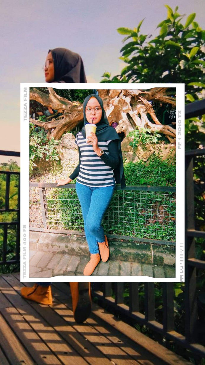 Lolla Nurjulyani profile icon