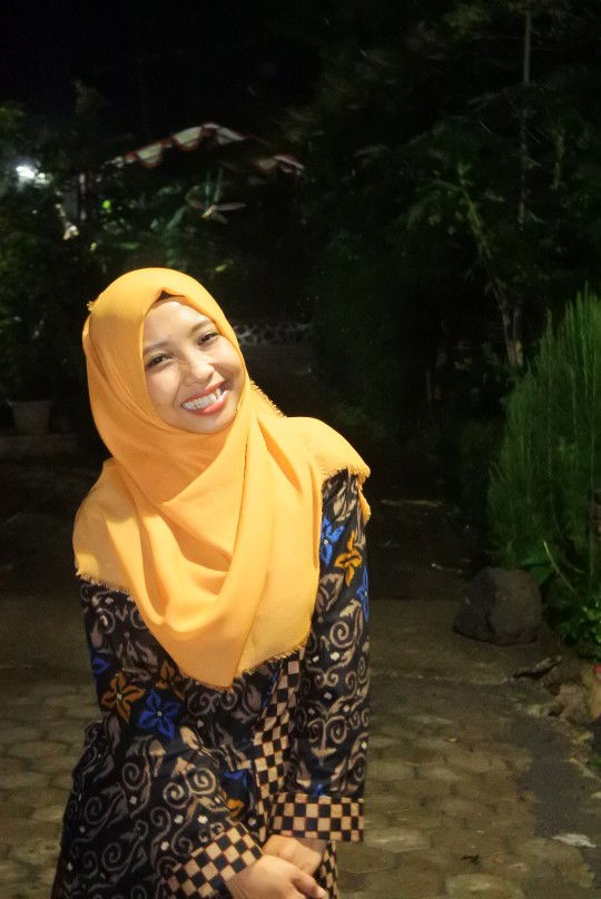 intan widya profile icon