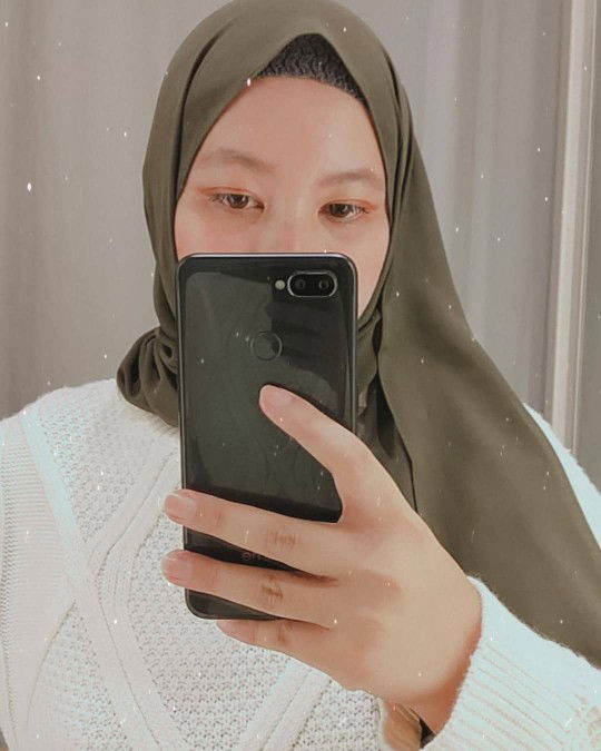 Chintia Sari febrianty profile icon