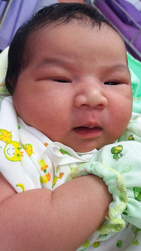 คลอดแล้ว