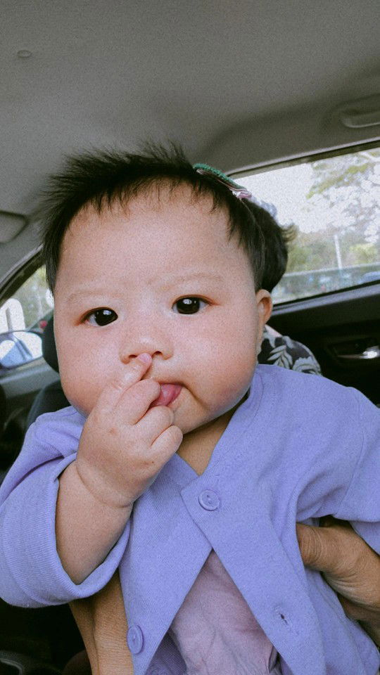 Qurratu Aini profile icon