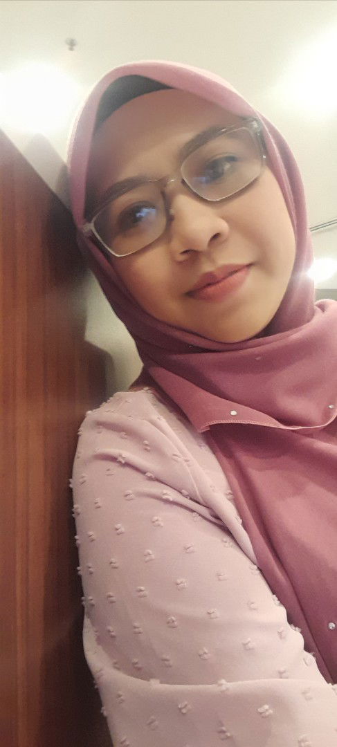 siti nuraien  profile icon