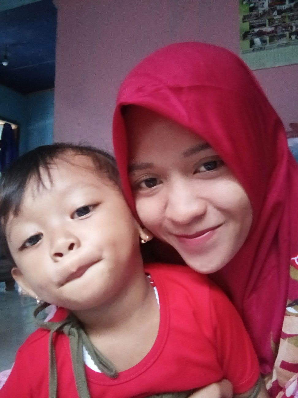 Emi Latifah profile icon