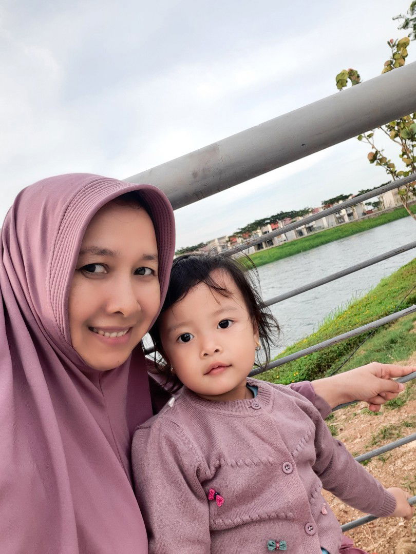 M R Utami profile icon