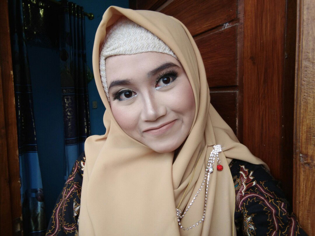 Apnie Nuriyah profile icon