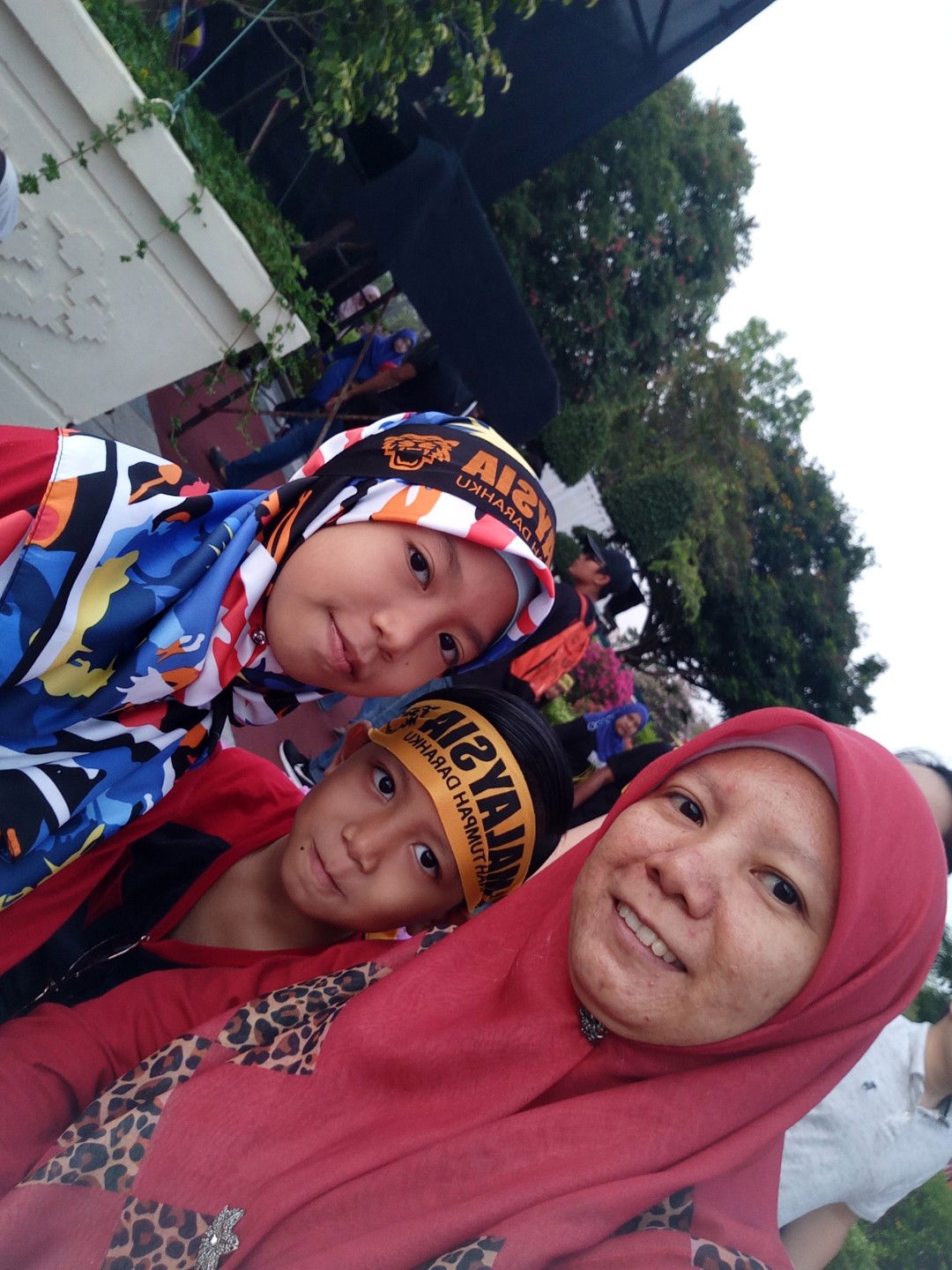 aslin binti Abdul Shukor profile icon