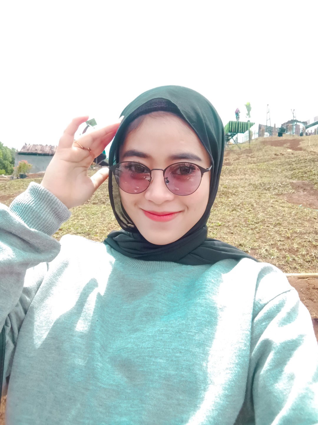 Dewi Bunga profile icon