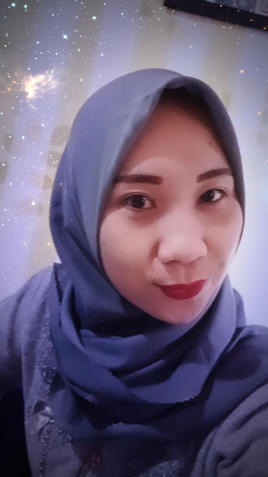 rina mardiah profile icon