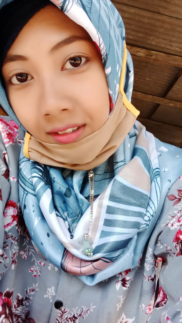 Riya Gembrot profile icon