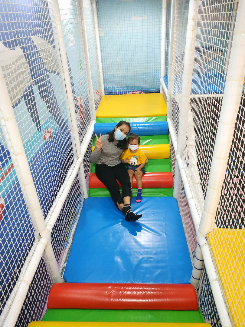 Rina Fitriani profile icon