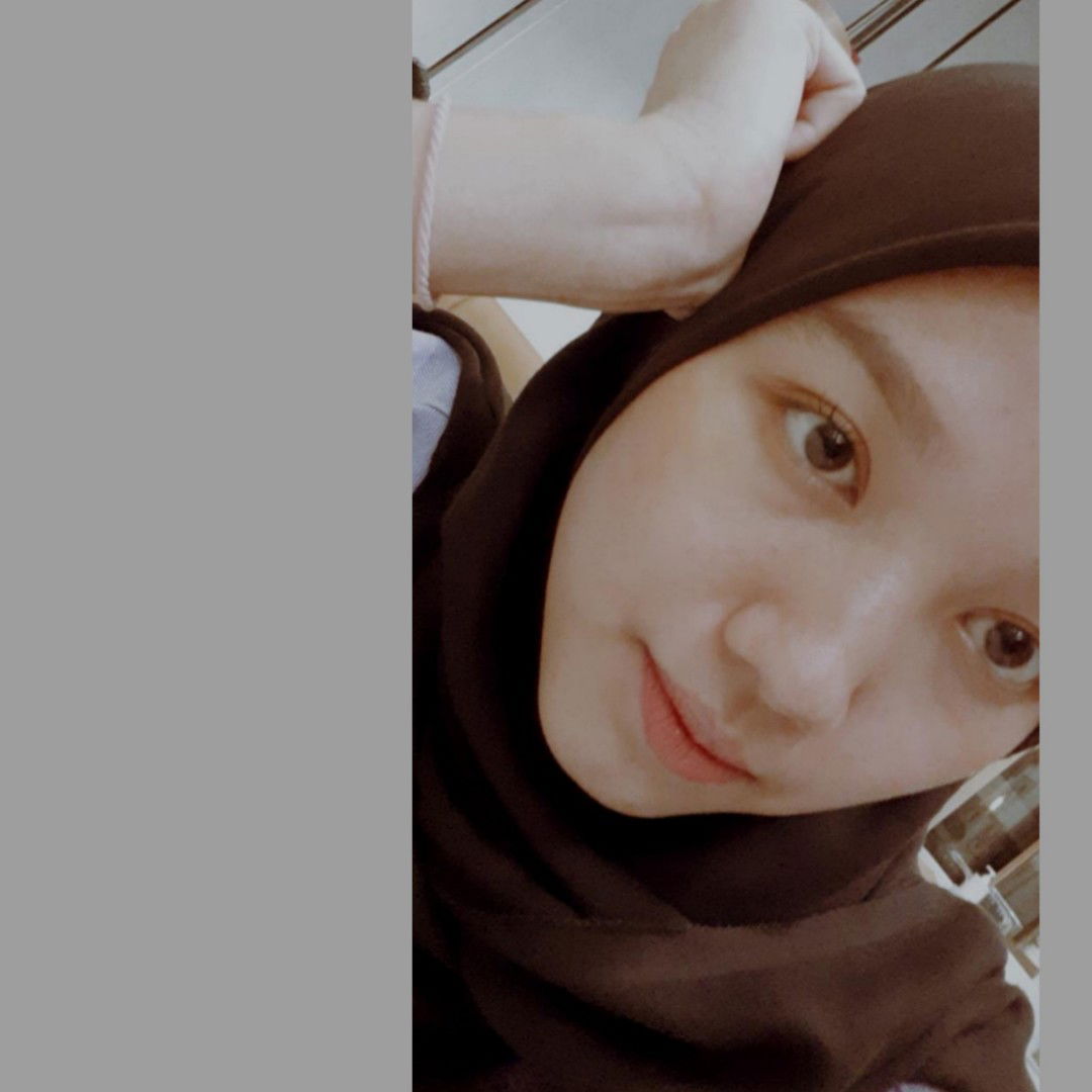 Agira Khairunnisa profile icon