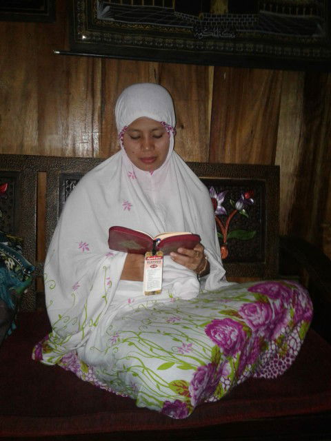 Nur Hidayah profile icon