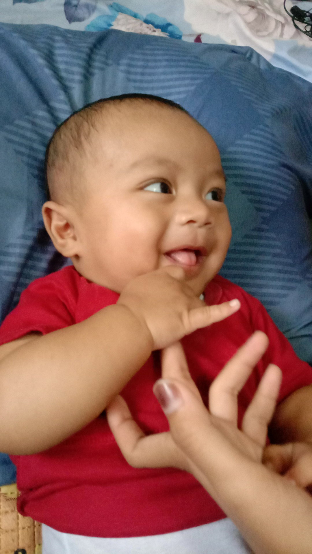 Putri Ayu profile icon