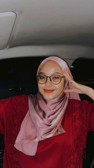 Nur Arina profile icon