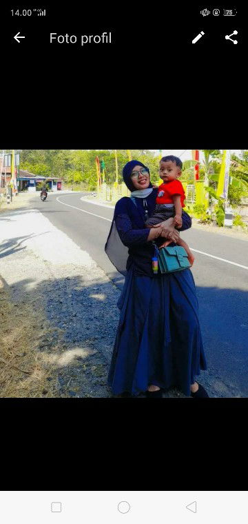 Fitri Nugrahaeni profile icon