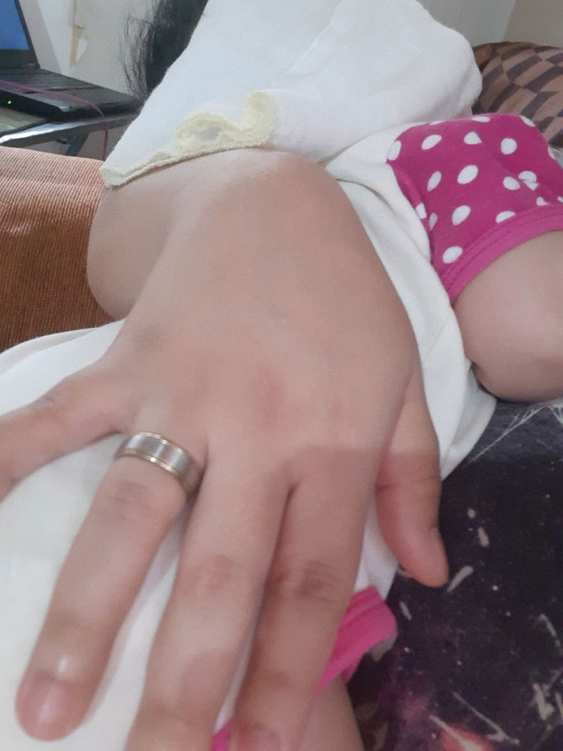 ayaw magpababa ni baby pag tulog