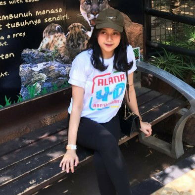 Feni Sri Lestari profile icon