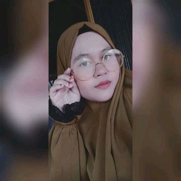 Irnawati S profile icon