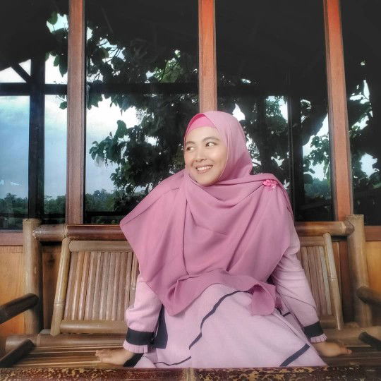 Cholifah Angel profile icon