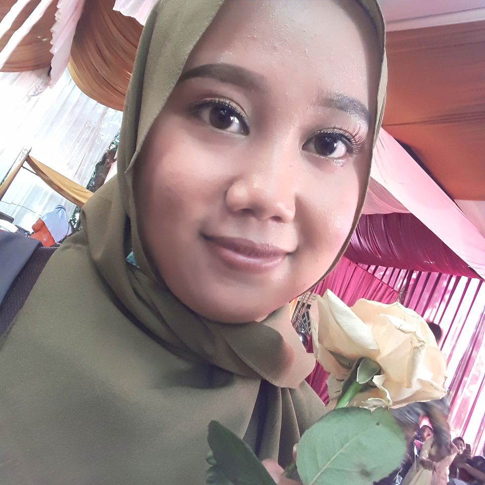 Anisa Nur profile icon