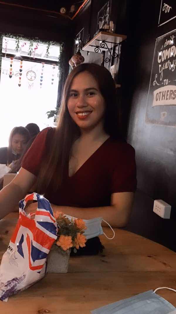 Faye de Lacruz profile icon