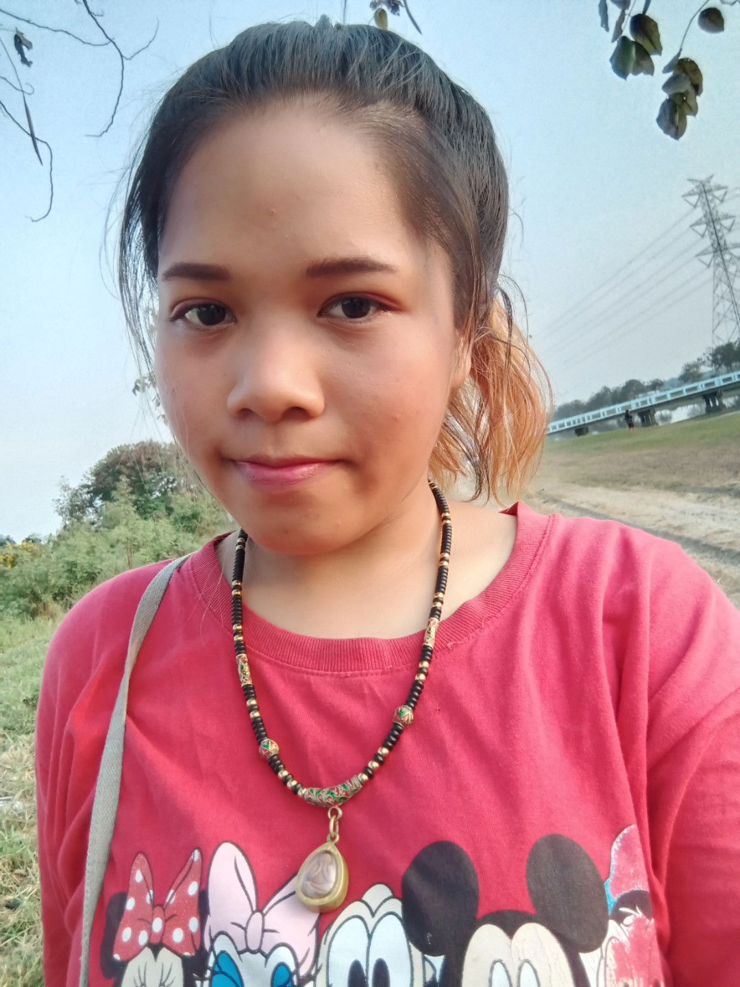 แพรวา สอนศรี profile icon