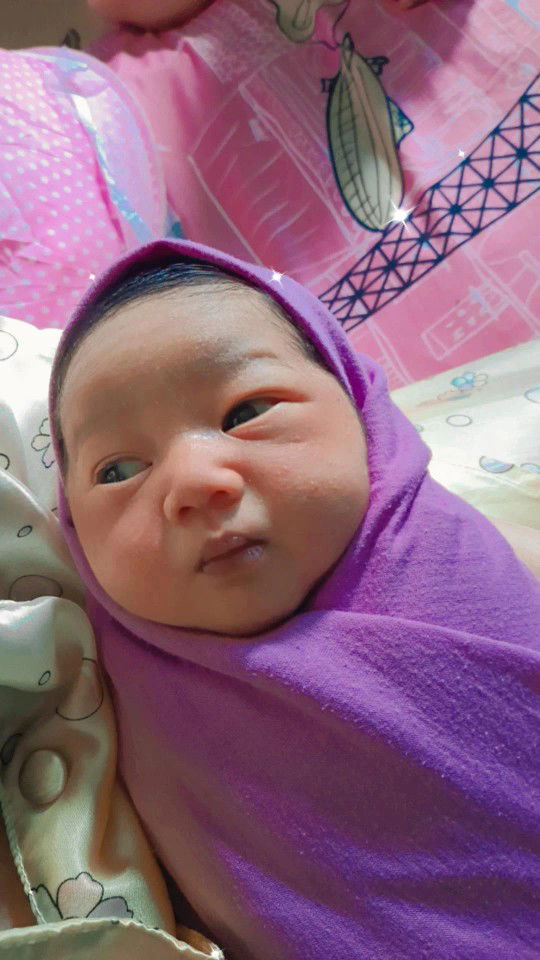 Devie Nuraini profile icon