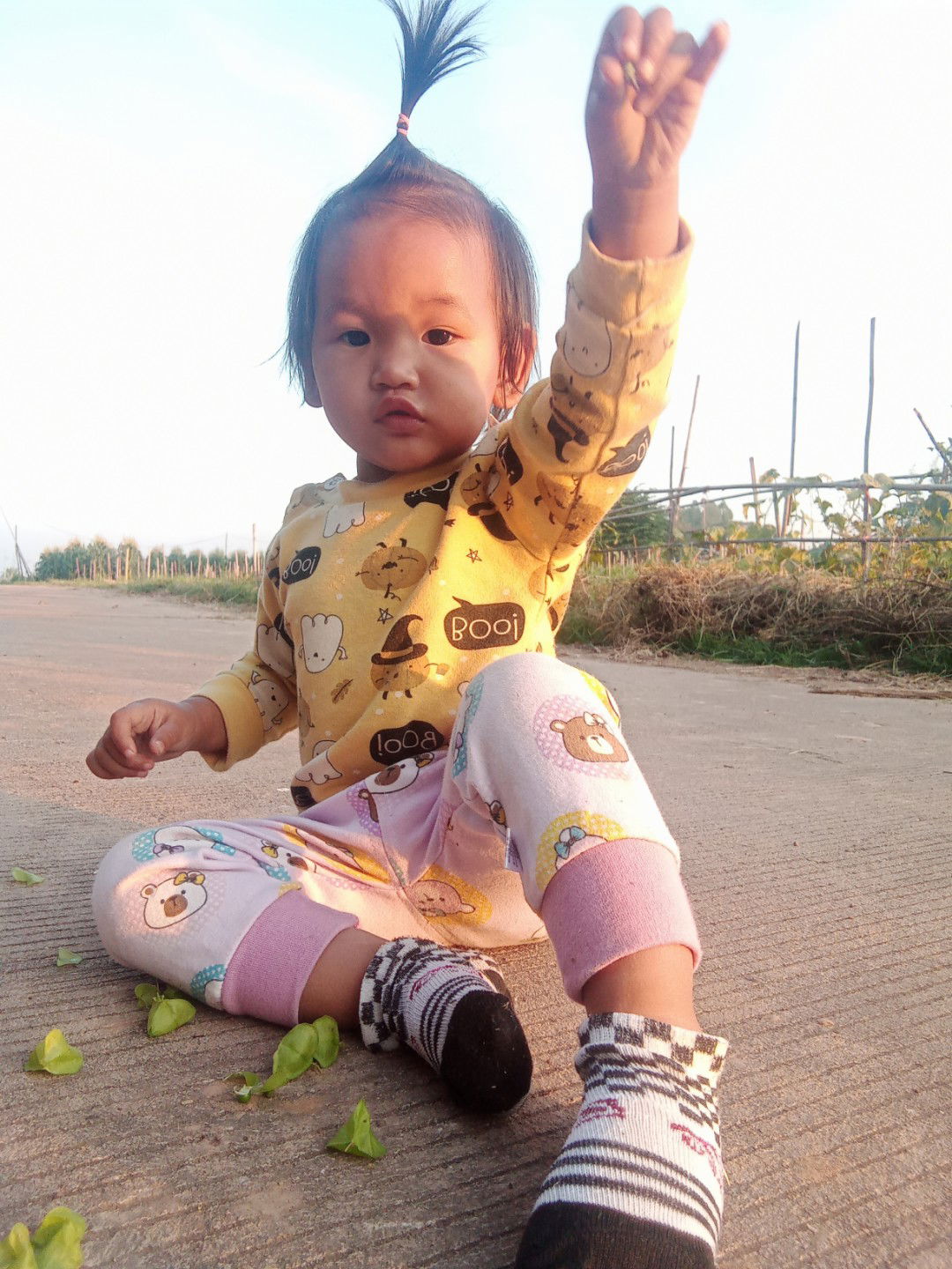 ฟ้ารุ่ง กงนะ profile icon