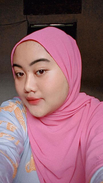 Dita Rediani profile icon