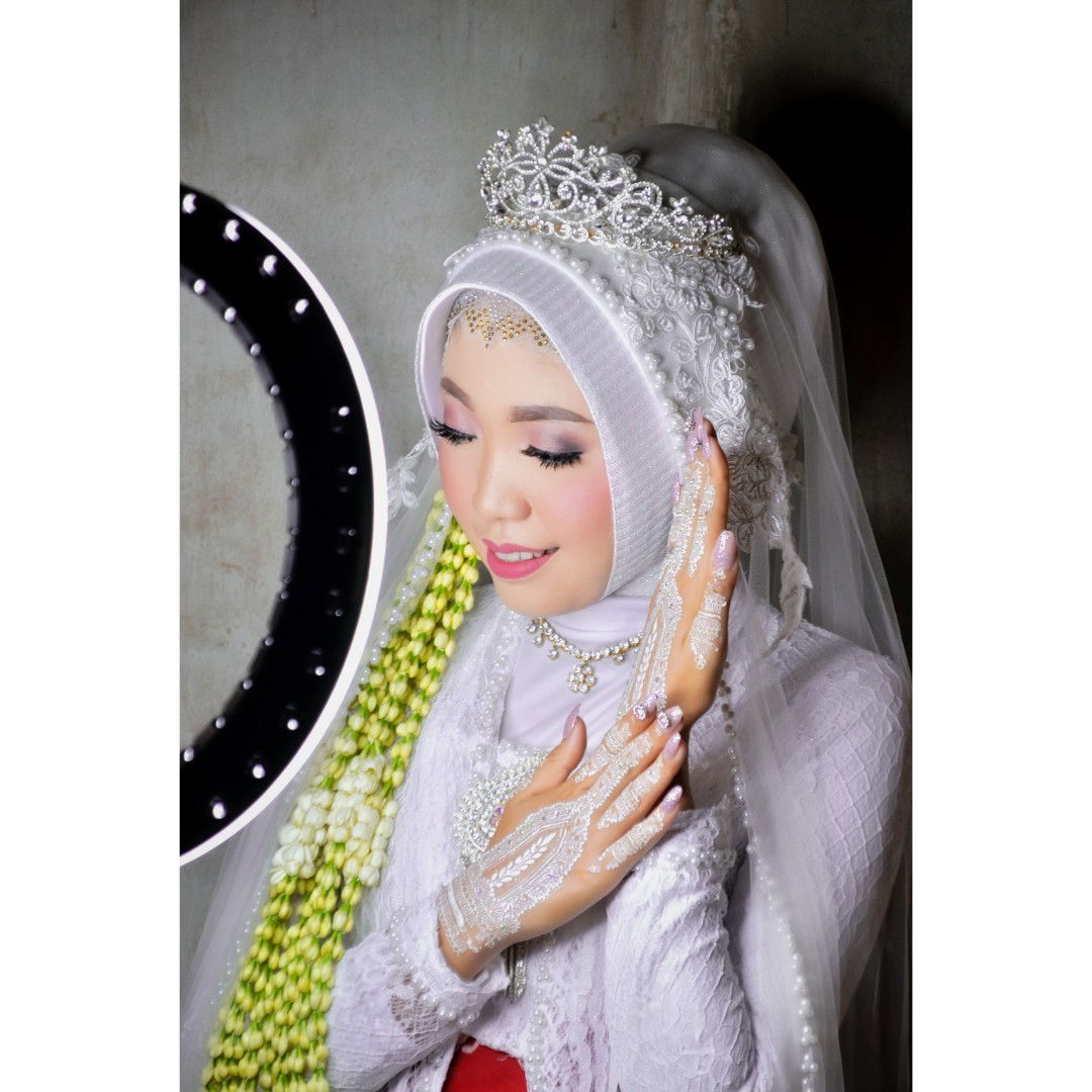 Rika Ristiyanti profile icon