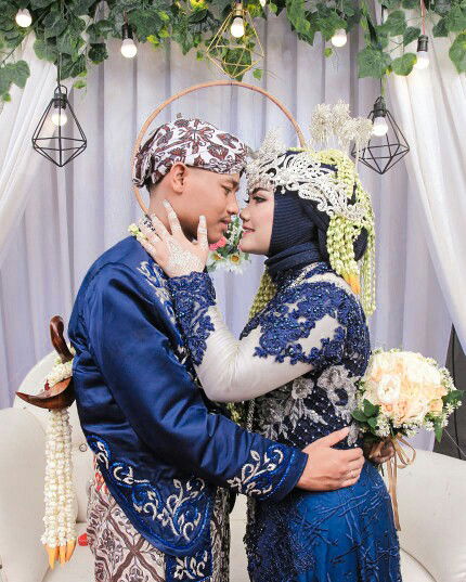 Dewi mulyani profile icon