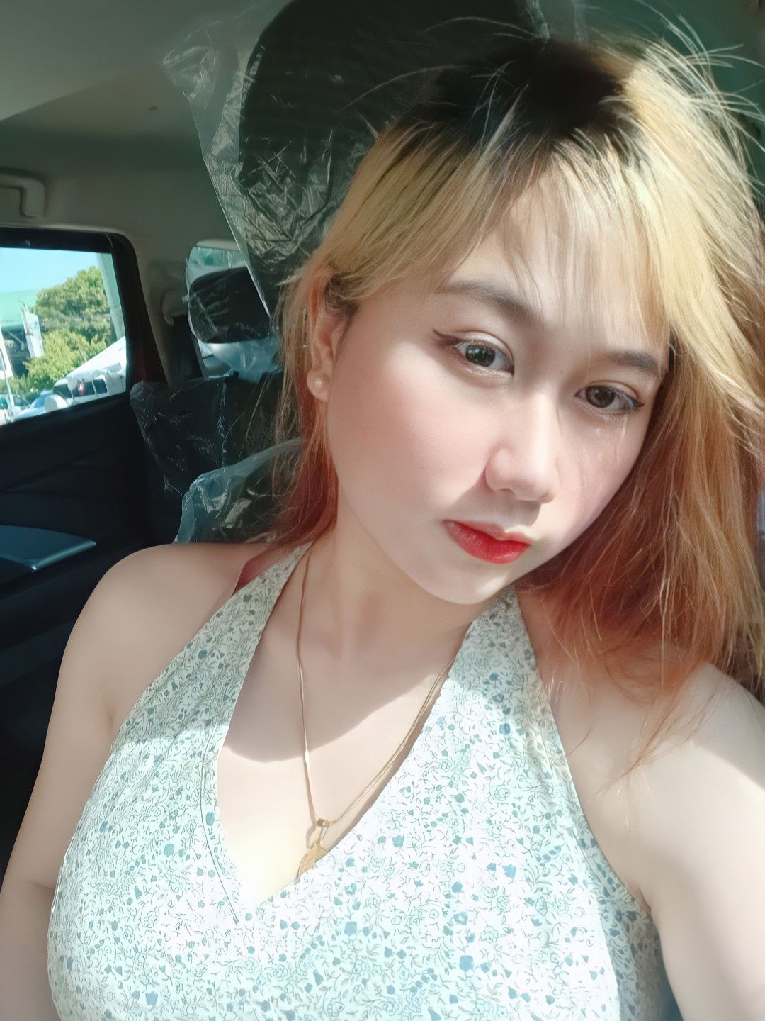 Kc Fernandez profile icon