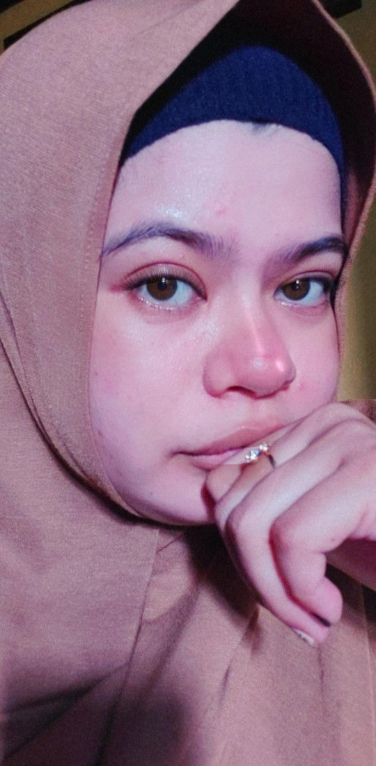 Ratna Sari profile icon