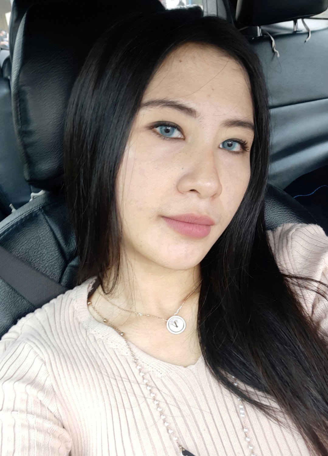 Okky Puspa profile icon