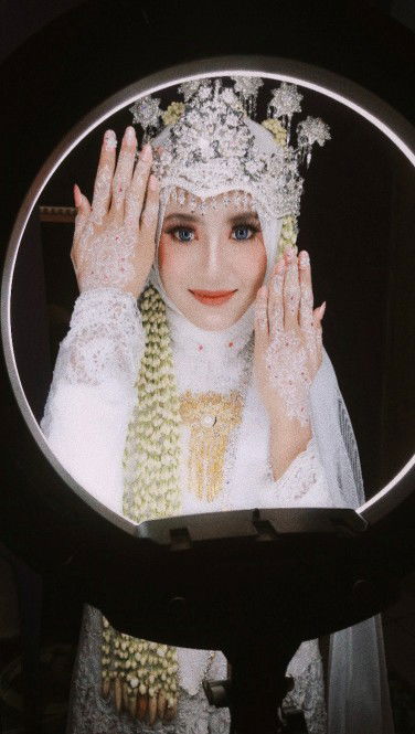 eva ristanti profile icon